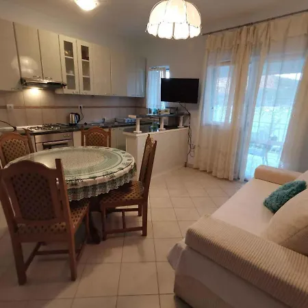 Two-bedroom In I * Vinisce