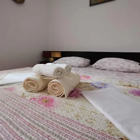 Two-bedroom In I Apartment Vinisce